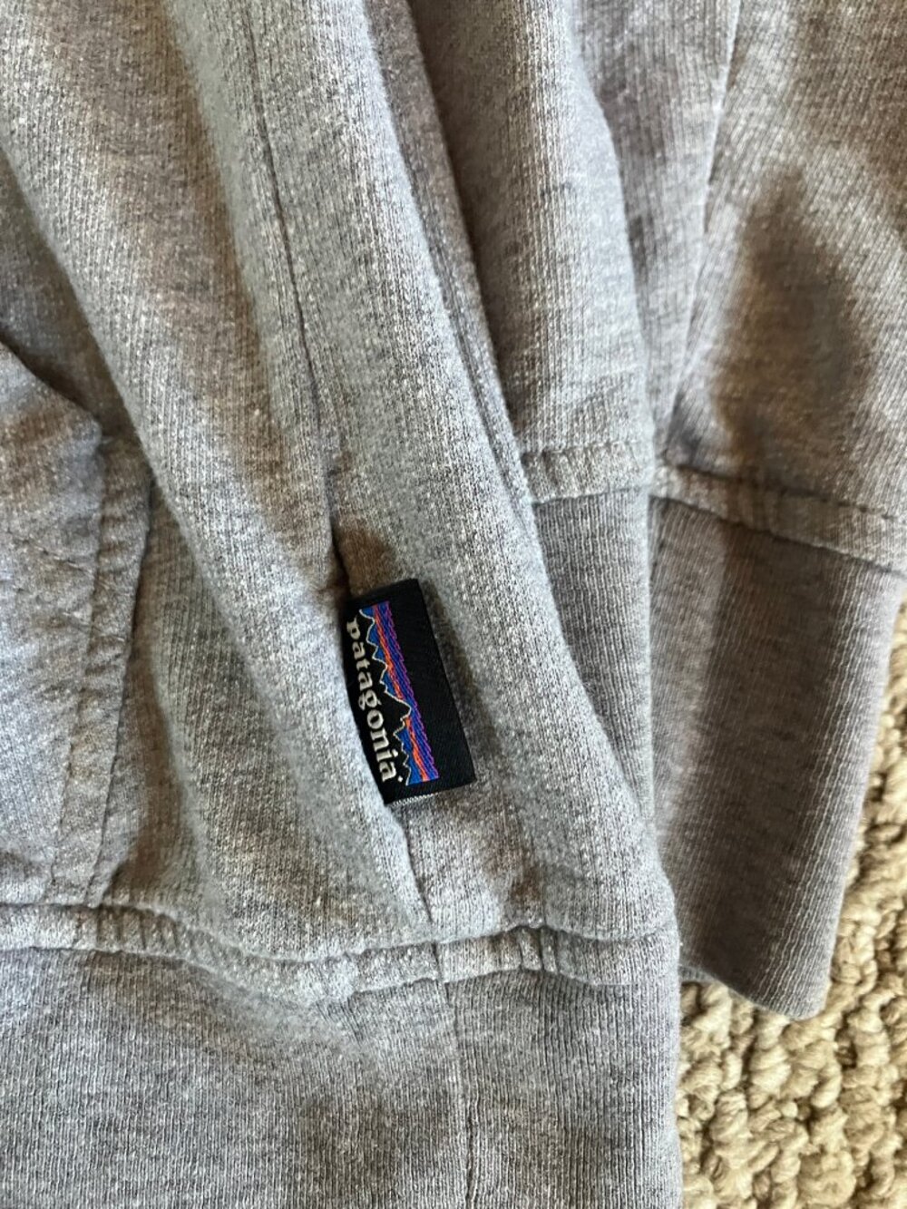Patagonia Men's Grey and Orange Sweatshirt Hoody Medium - Picture 3 of 7